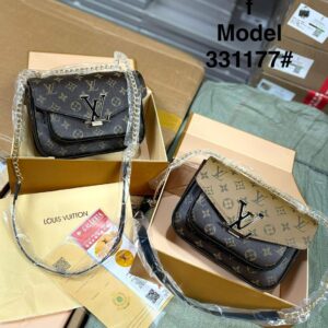 Trendy Everyday Shoulder Bag