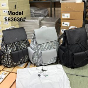 Royal Grace Shoulder Tote